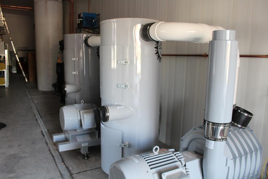 Images Time To Shine Car Wash - Plantation on St. James