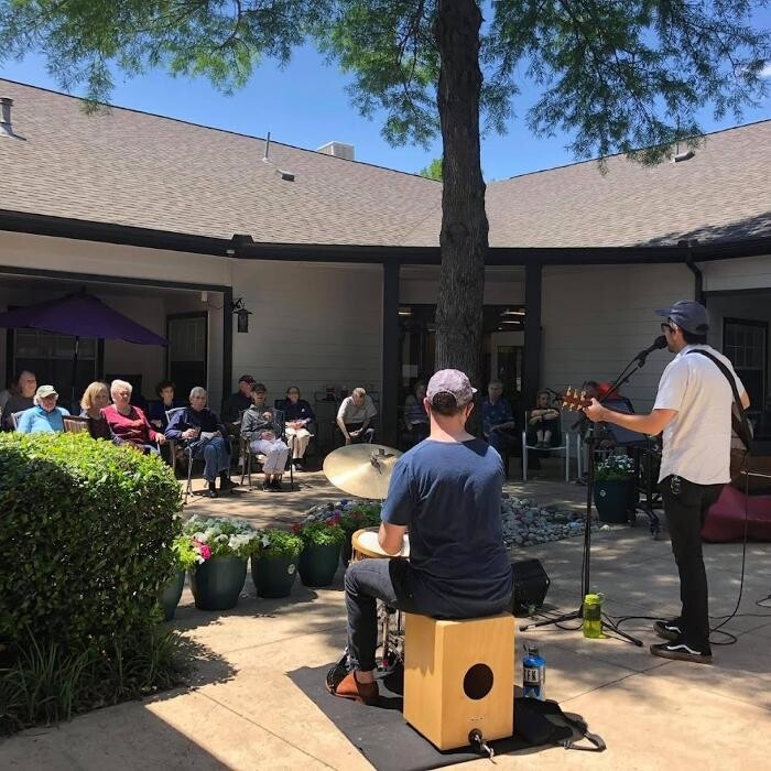 Images Iris Memory Care of Edmond