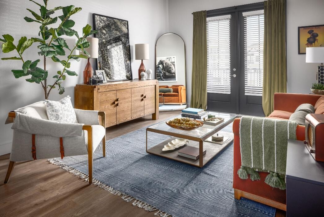 Images The Louise Apartments & Townhomes