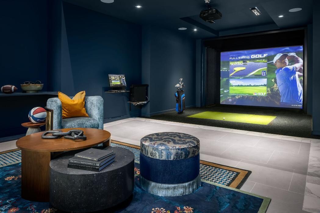 Images The Louise Apartments & Townhomes