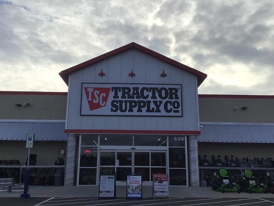 Images Tractor Supply Co.