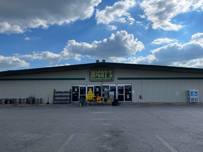 McCoy's Building Supply Logo