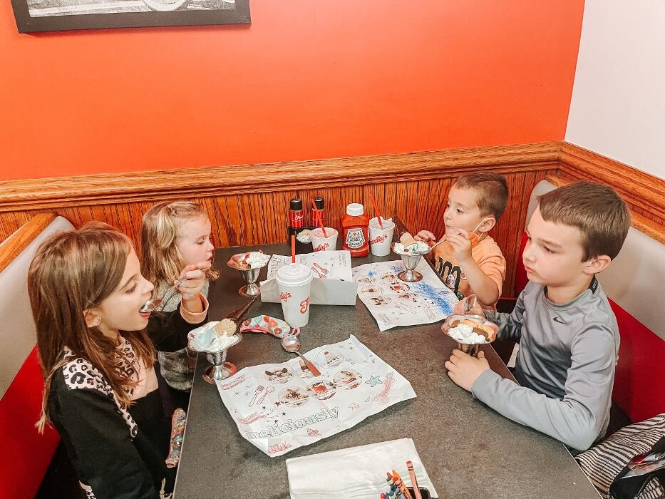 Images Friendly's