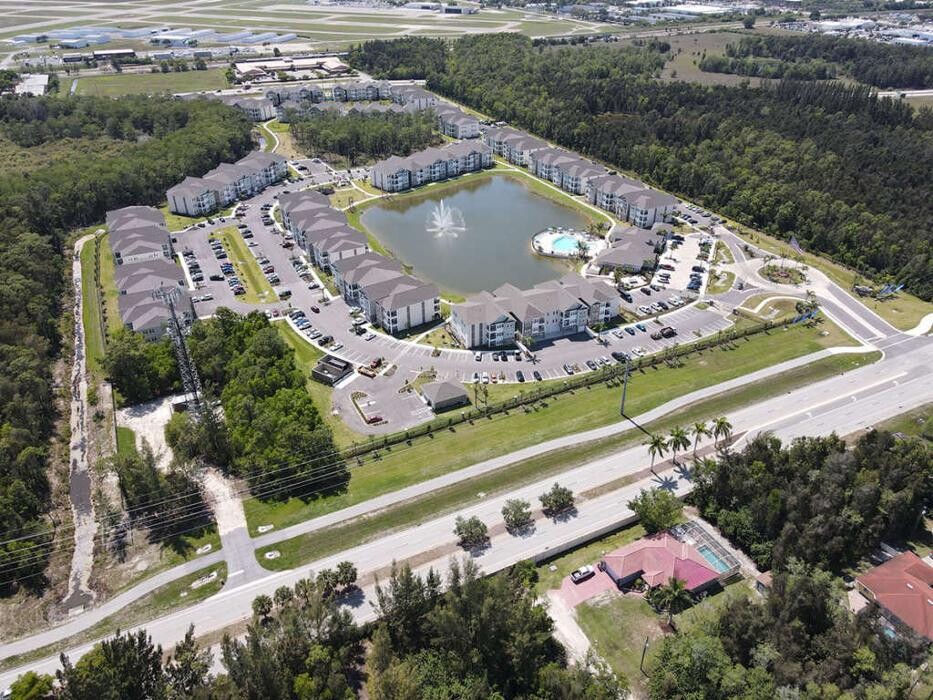 Images The Carlton of Fort Myers