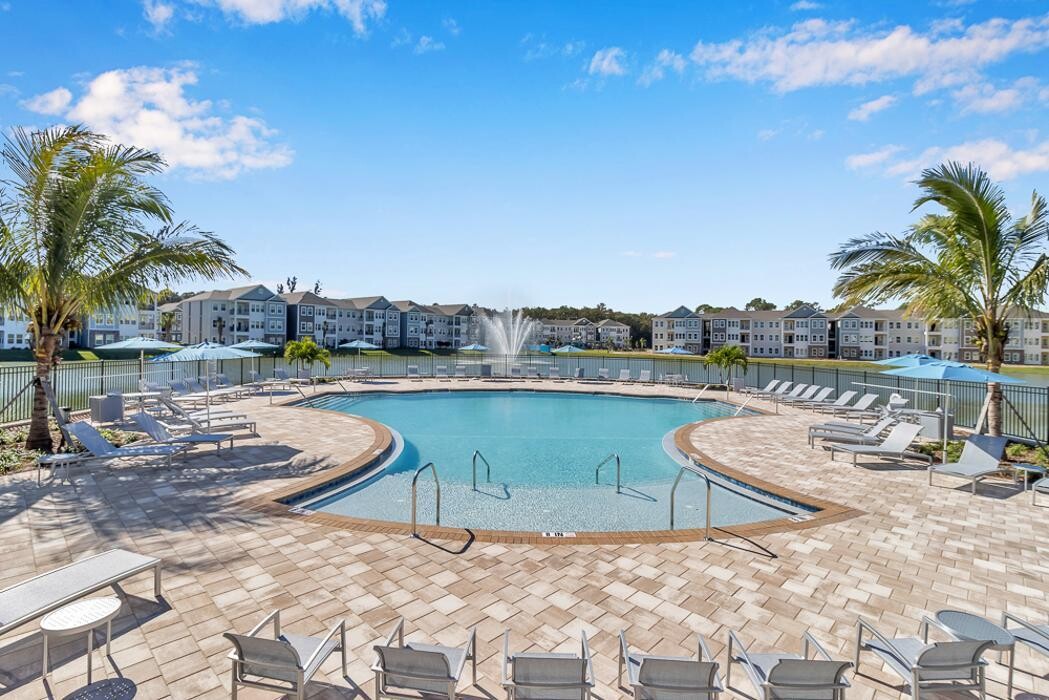 Images The Carlton of Fort Myers