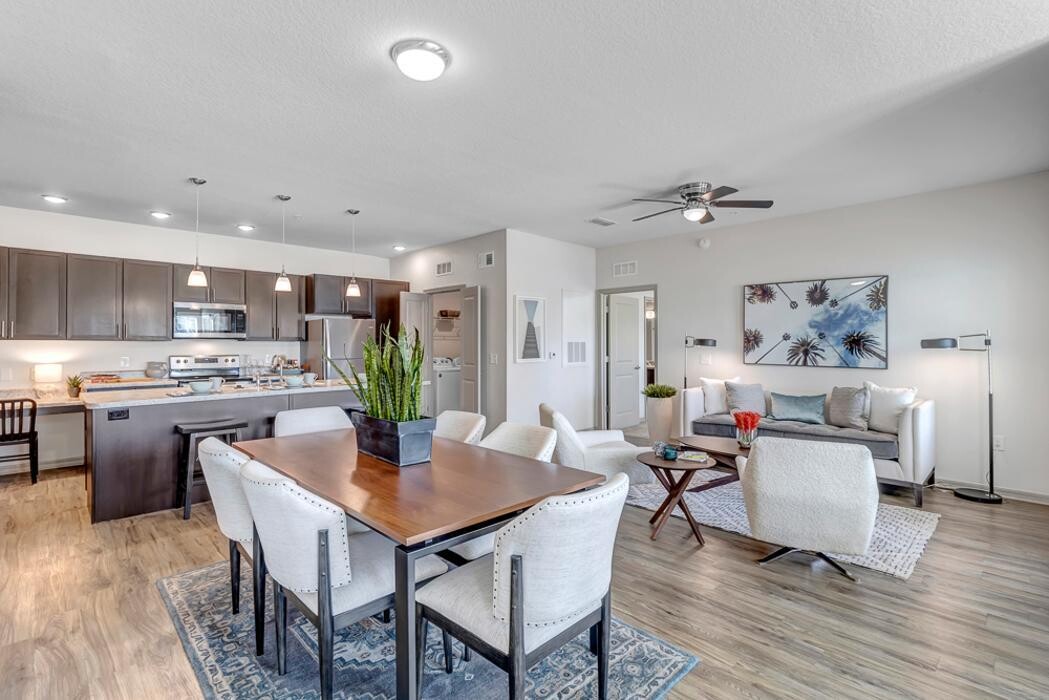 Images The Carlton of Fort Myers