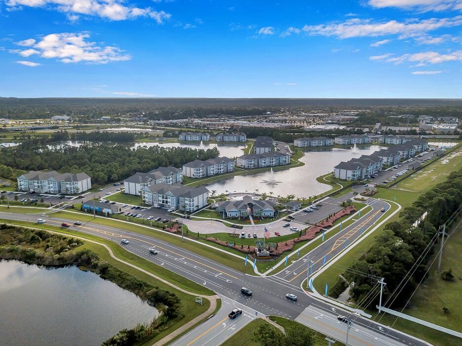 Images The Carlton of West Melbourne