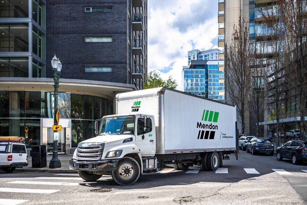 Images Mendon Truck Leasing & Rental - Newark