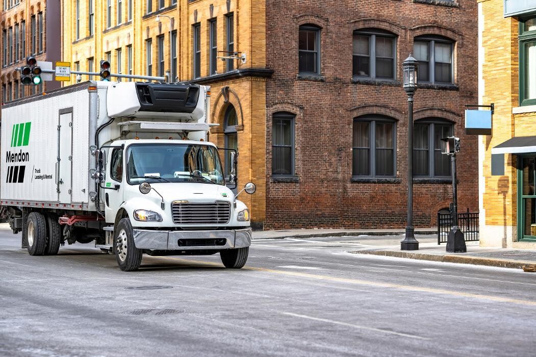 Images Mendon Truck Leasing & Rental - Newark