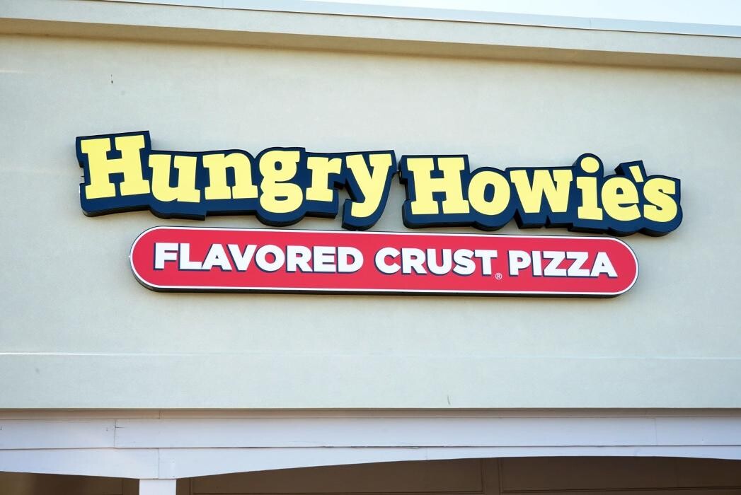 Images Hungry Howie's Pizza