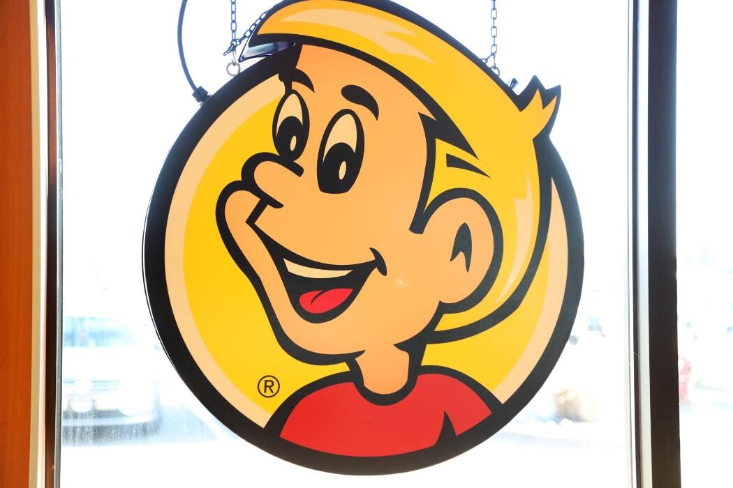 Images Hungry Howie's Pizza