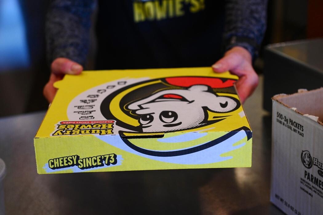Images Hungry Howie's Pizza