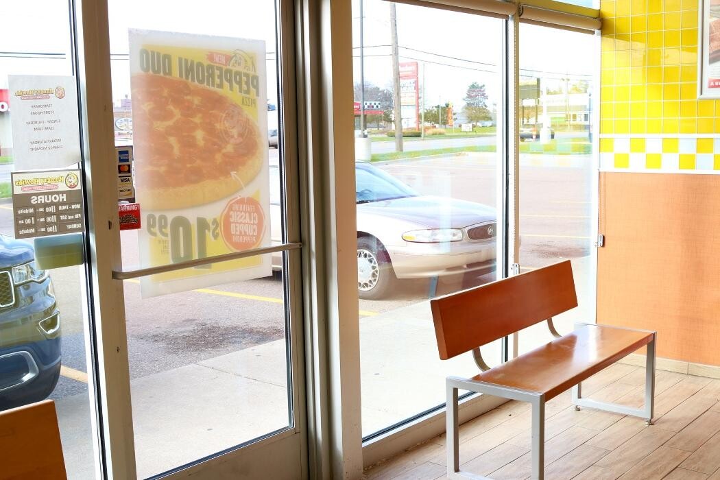 Images Hungry Howie's Pizza