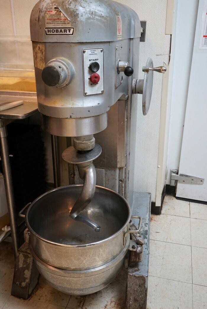 Images Hungry Howie's Pizza