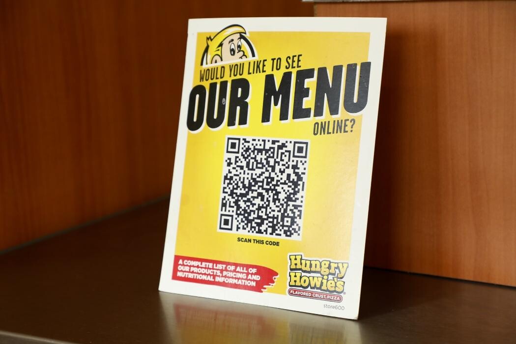 Images Hungry Howie's Pizza