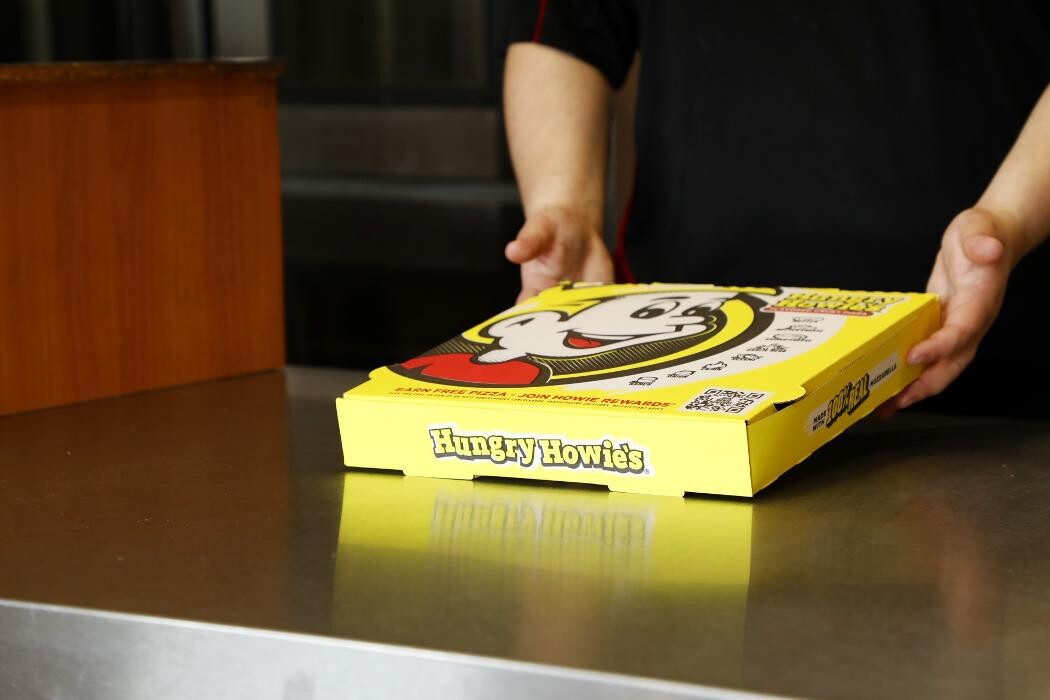 Images Hungry Howie's Pizza