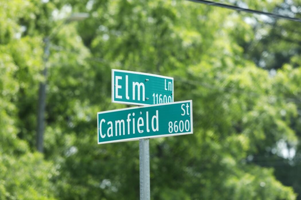 Images Hungry Howie's Pizza