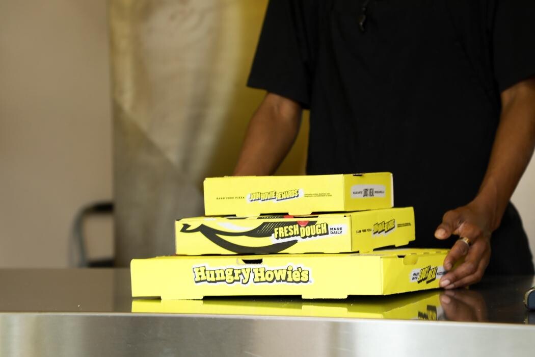 Images Hungry Howie's Pizza