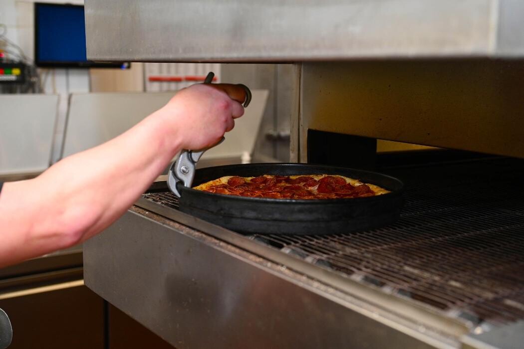 Images Hungry Howie's Pizza