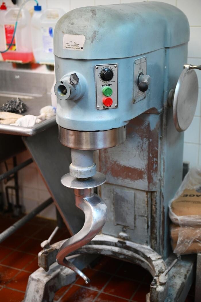 Images Hungry Howie's Pizza