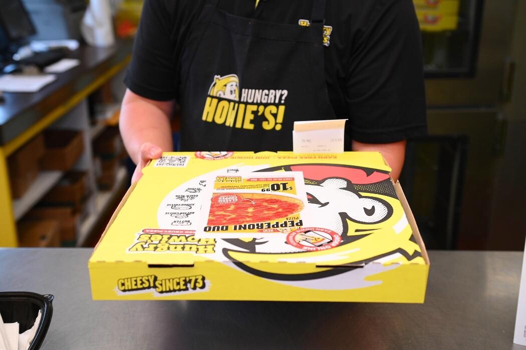 Images Hungry Howie's Pizza