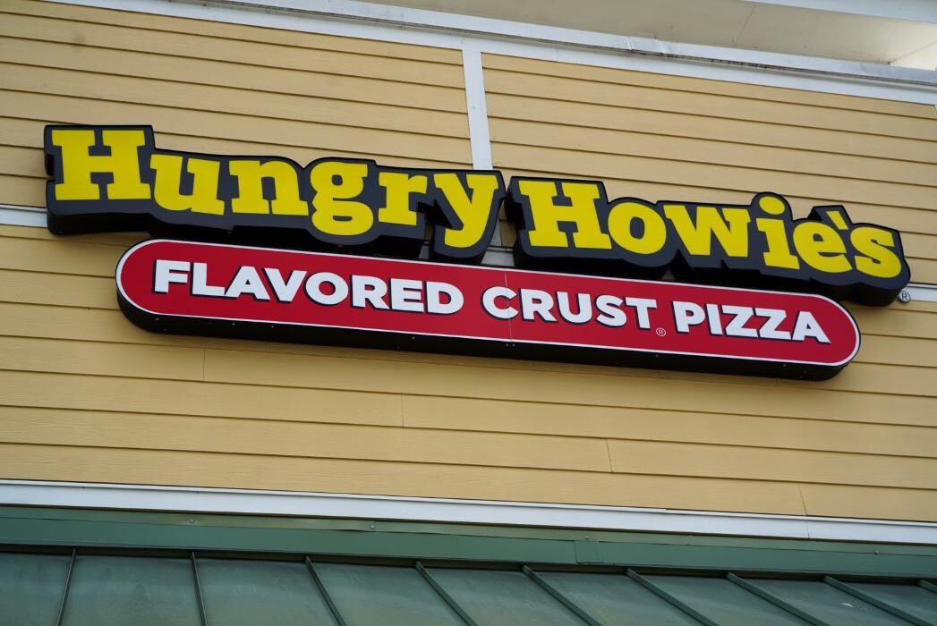 Images Hungry Howie's Pizza