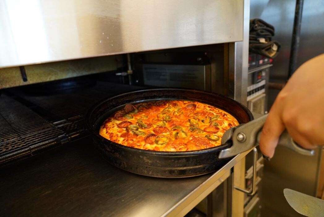 Images Hungry Howie's Pizza