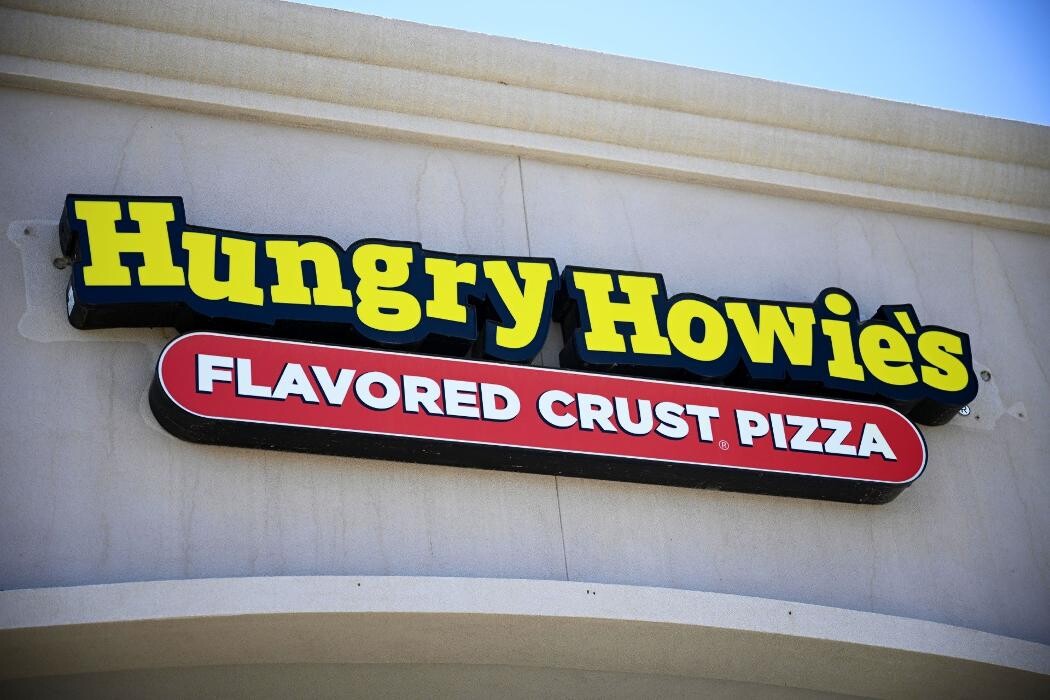 Images Hungry Howie's Pizza