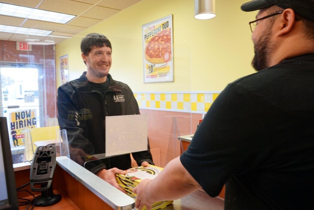 Images Hungry Howie's Pizza