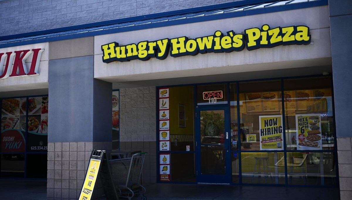 Images Hungry Howie's Pizza