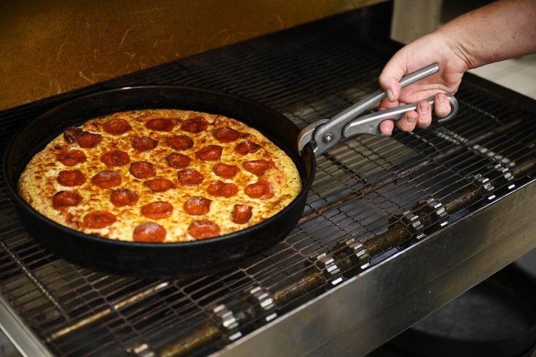 Images Hungry Howie's Pizza