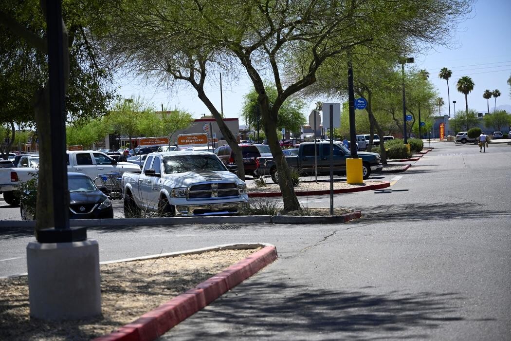 Images Hungry Howie's Pizza