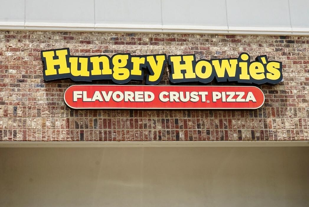 Images Hungry Howie's Pizza