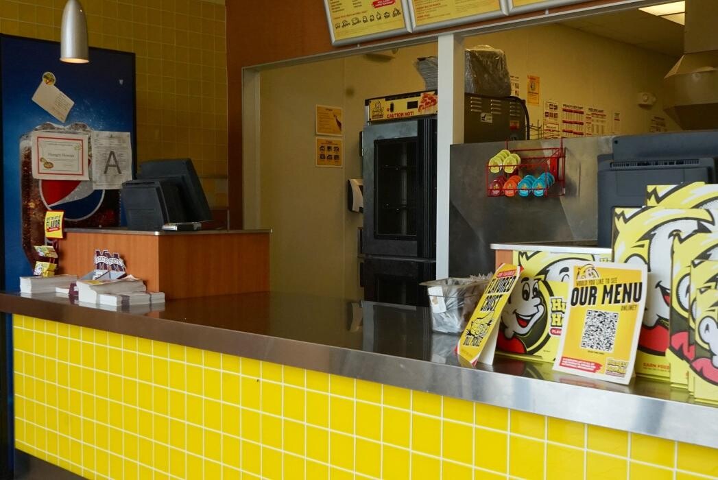 Images Hungry Howie's Pizza