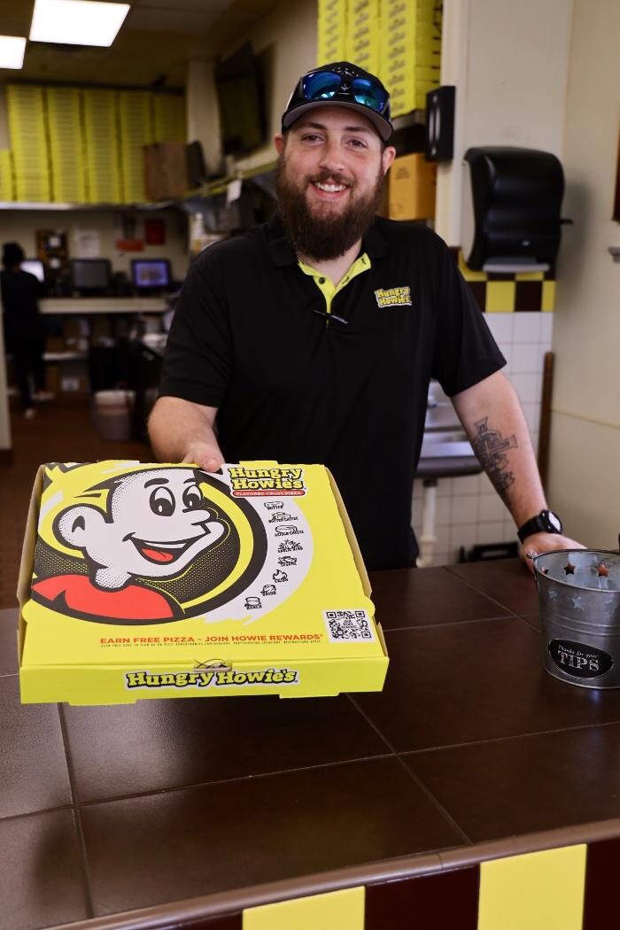 Images Hungry Howie's Pizza