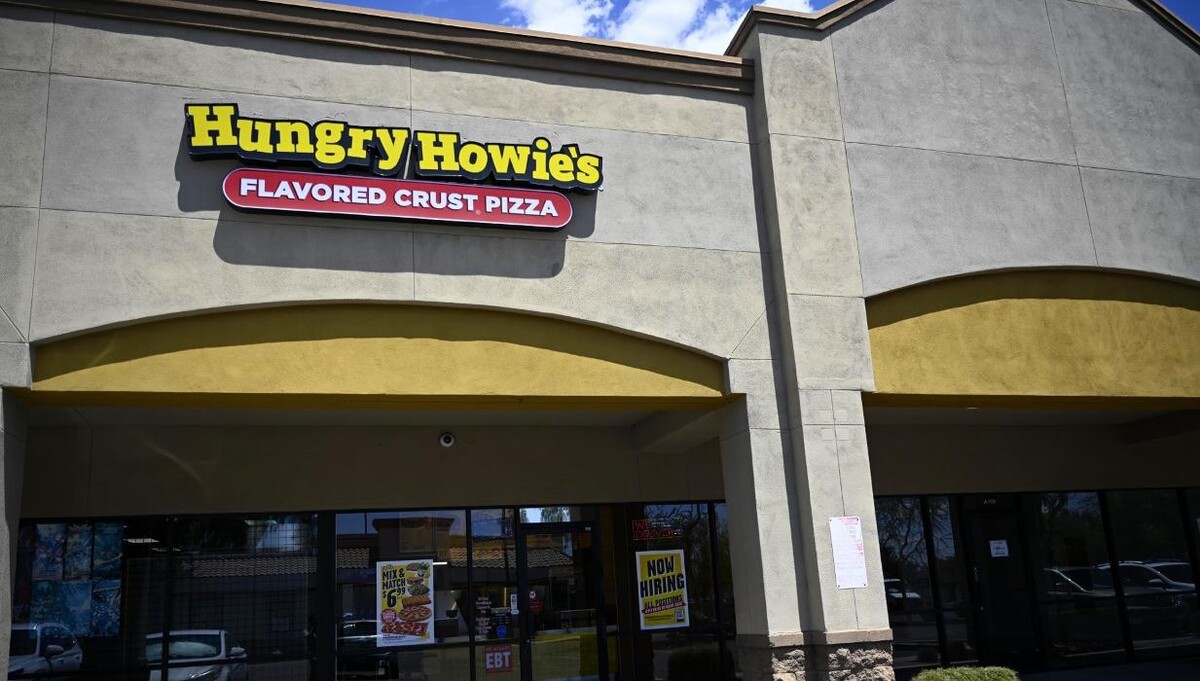 Images Hungry Howie's Pizza