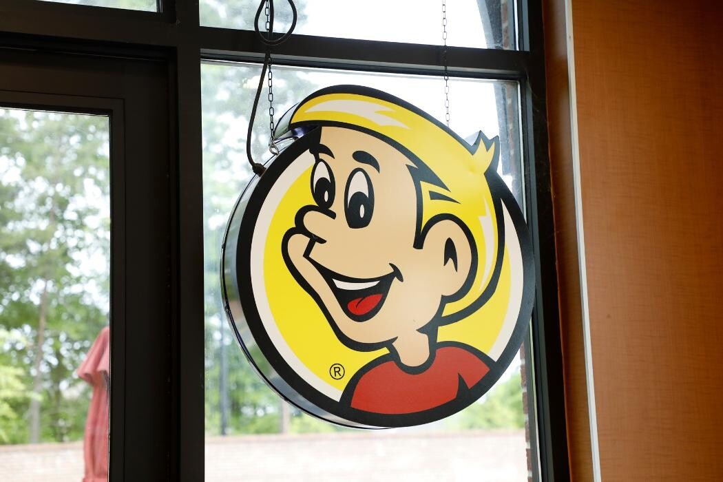 Images Hungry Howie's Pizza