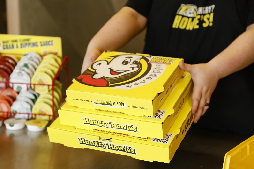 Images Hungry Howie's Pizza