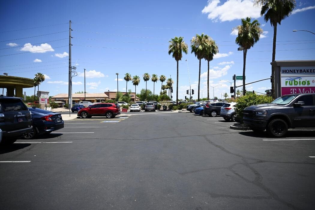 Images Hungry Howie's Pizza