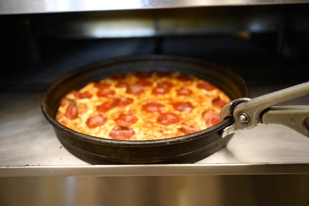 Images Hungry Howie's Pizza