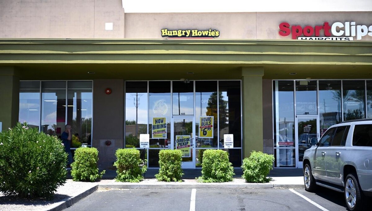 Images Hungry Howie's Pizza