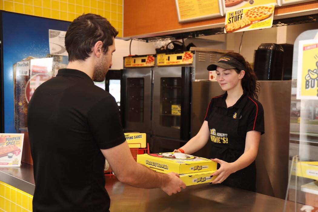 Images Hungry Howie's Pizza