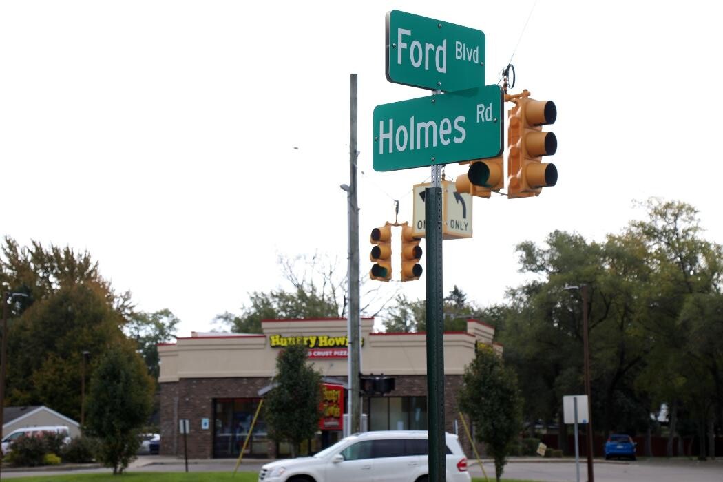 Images Hungry Howie's Pizza