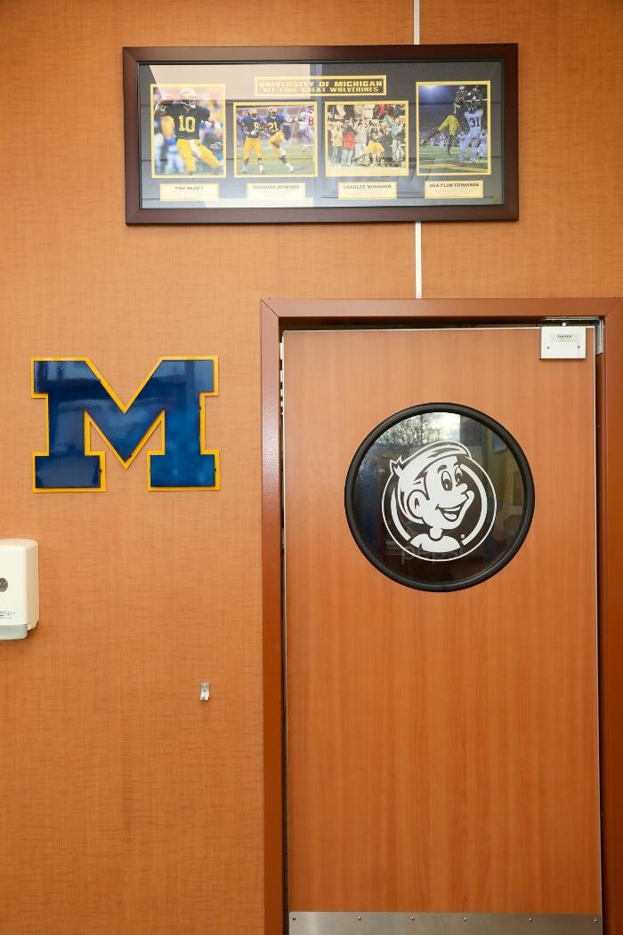 Images Hungry Howie's Pizza