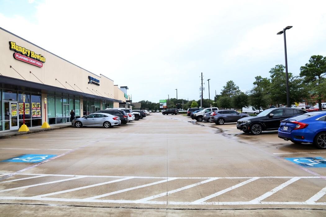 Images Hungry Howie's Pizza