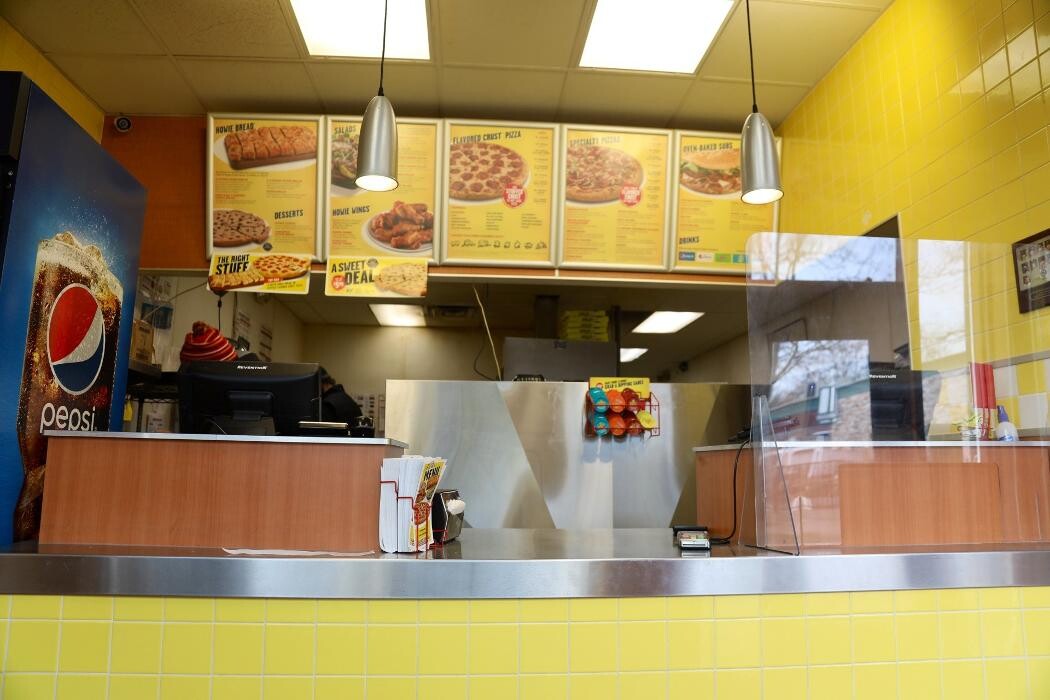 Images Hungry Howie's Pizza