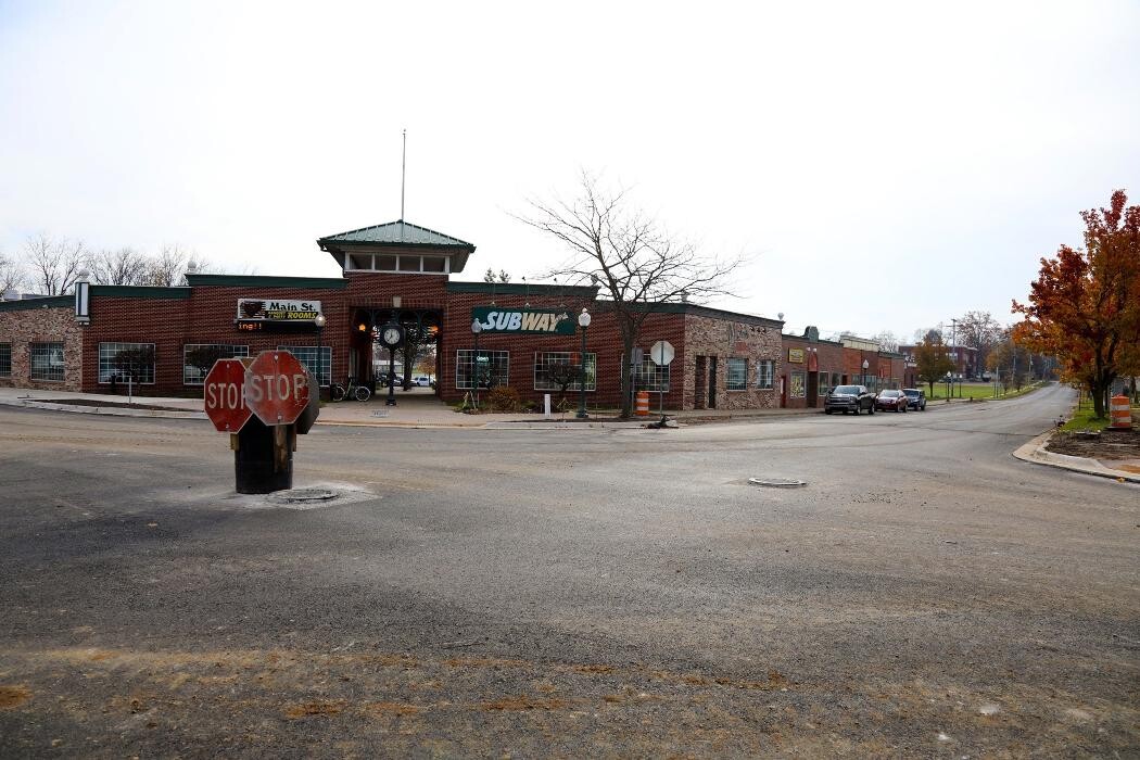 Images Hungry Howie's Pizza