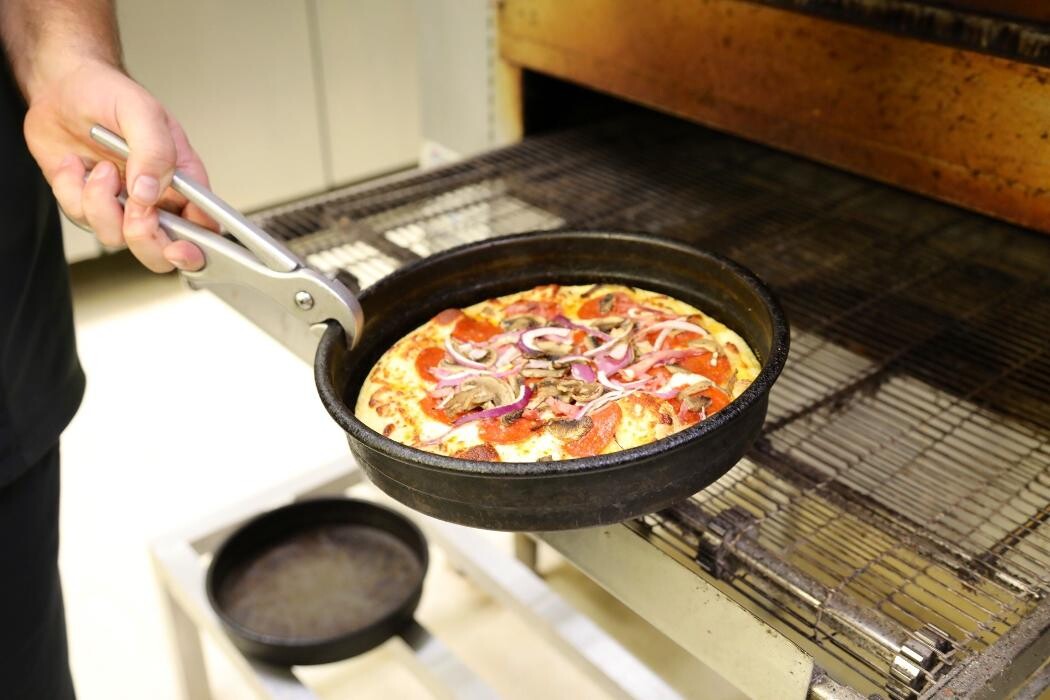 Images Hungry Howie's Pizza