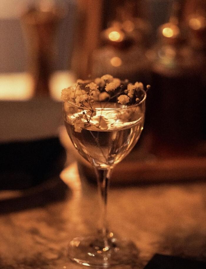 Images Medium Cool Cocktail Lounge