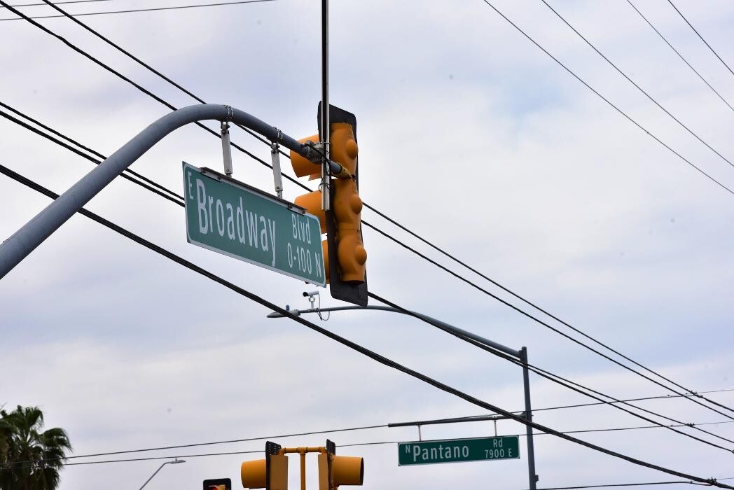 Images Hungry Howie's Pizza